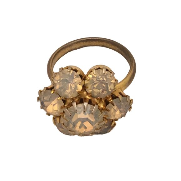 Mysterious Opal Rhinestones Cocktail Ring Lovely Design Vintage Costume Jewelry - Picture 2 of 7